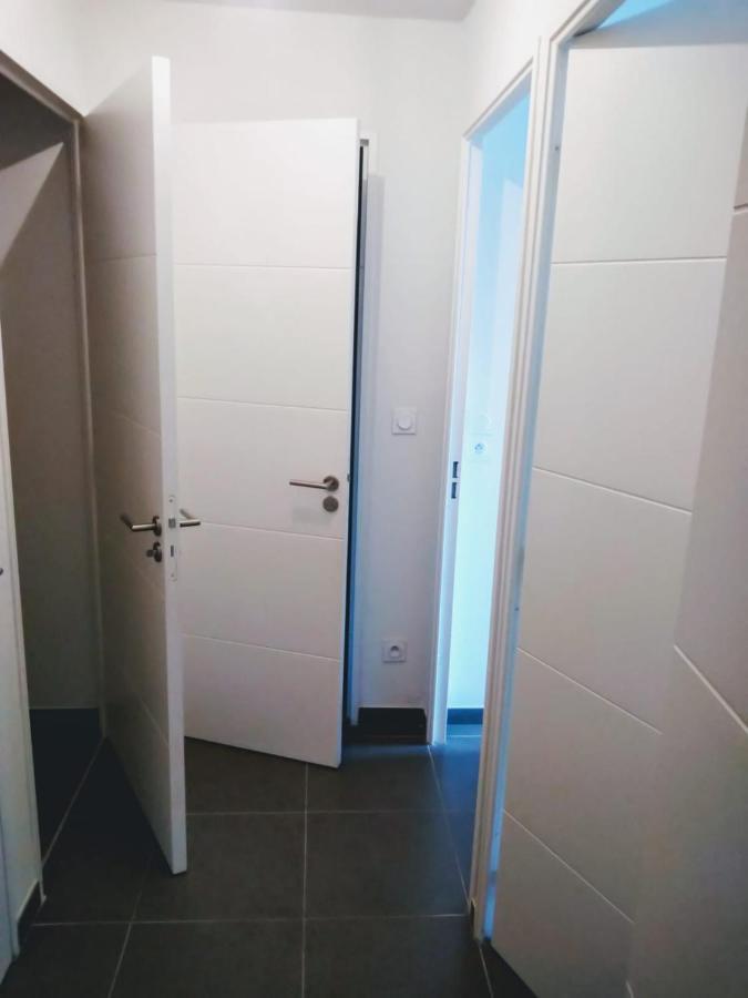 Via Center Bat A Apartment เฟรฌูส ภายนอก รูปภาพ